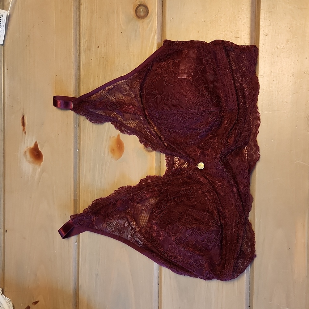 Venus Bralettes - Picture 5 of 12